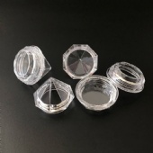 Diamond shape concentrate container